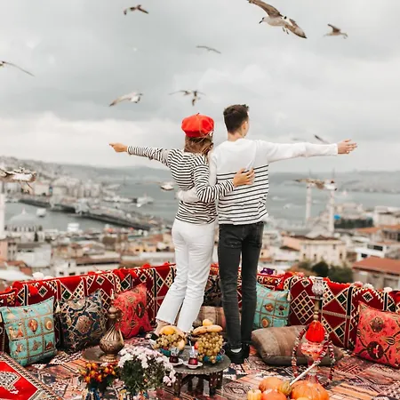 Princely Nisantasi *